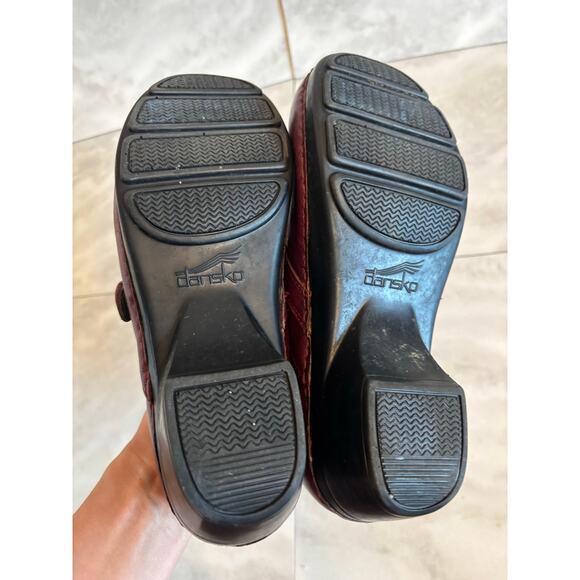Dansko Womens Clogs Red Leather Slip On Casual Round Toe Block Heels Size 6.5-7 - Picture 6 of 7
